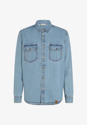 Gaiši zils džinsa krekls ar garām piedurknēm, pogu aizdare priekšpusē, divām krūšu kabatām un kontrastējoša šuvuma. Iespējojas auduma logo birka apakšmalā.