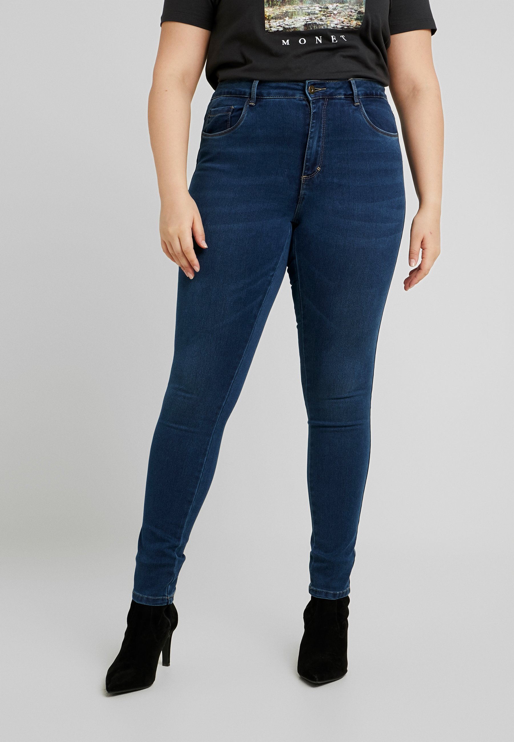 ONLY Carmakoma Vaqueros pitillo - medium blue denim/blue denim -