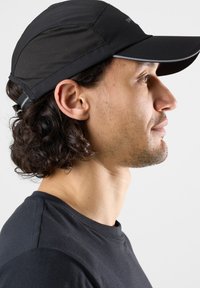 Swedemount ULTRA RUNNING - Pet - black