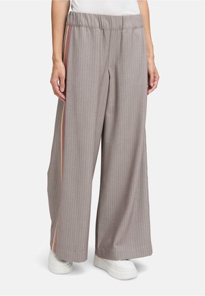 MIT GALONSTREIFEN - Pantaloni - braun