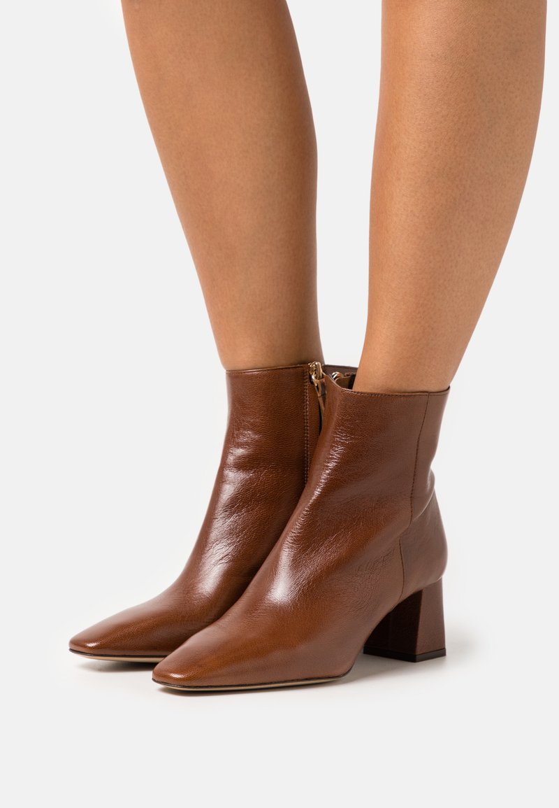 boots leopard san marina