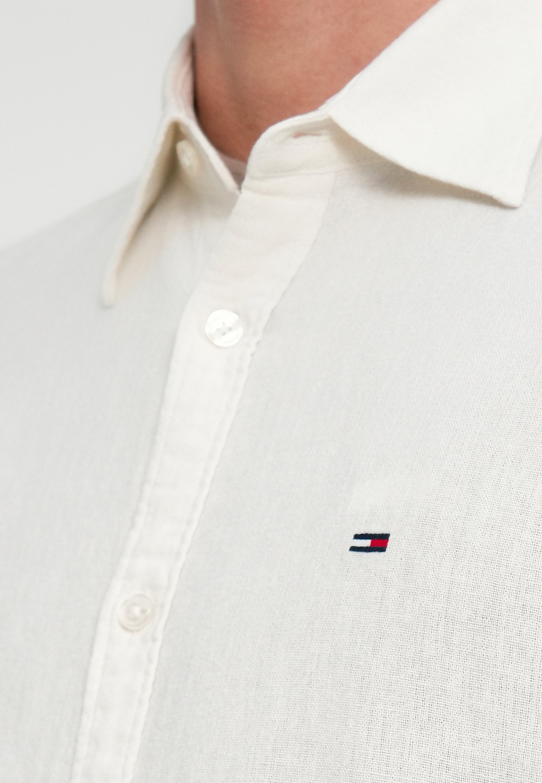 Tommy Jeans 리넨 블렌드 셔츠