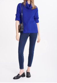 Greenpoint Stickad tröja - blue