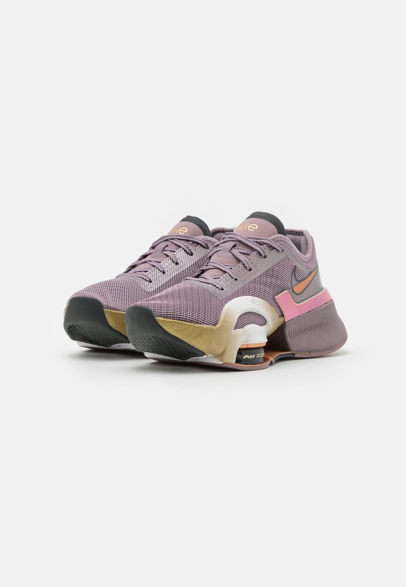 Marina Mojado Preferencia Nike Performance W NIKE AIR ZOOM SUPERREP 3 PRM - Chaussures fitness -  purple smoke/metallic copper/dark smoke grey/metallic gold/violet -  ZALANDO.BE