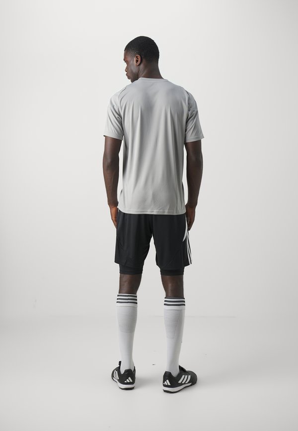 TIRO 24 2-IN-1 - Sports shorts4