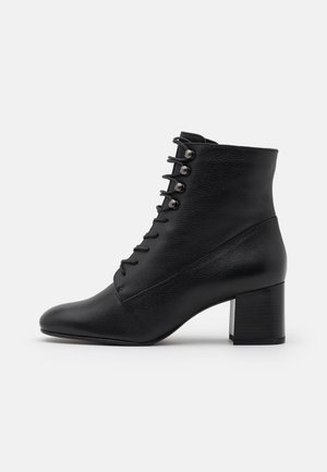 Lace-up ankle boots - black