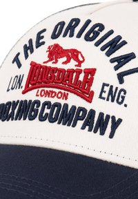 Lonsdale LARNE - Pet - ecru dark red dark navy