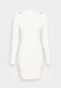Abito bianco a maniche lunghe con scollatura alta e dettagli in bottoni dorati sulle spalle; silhouetta aderente.
