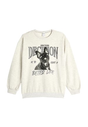 - Bluza