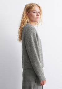 Marc O'Polo DENIM V-NECK RAGLAN - Džemperis - dark shadow melange