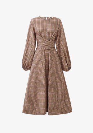 Langzaam-midi-jurk met geruit patroon in bruin en roze, strakke taille met wikkeldetail en geplooide manchetten.