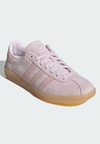 adidas Originals BRMD W - Športni copati - almost pink   clear pink   gum