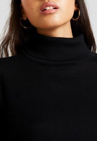 Vero Moda Svetr - black