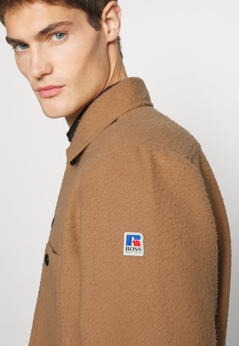 Herren Leichte Jacken | BOSS NAMBO Leichte Jacke beige - IS45803 Herren Leichte Jacken | BOSS NAMBO Leichte Jacke beige - IS45803