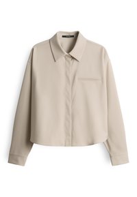 Camicia beige con colletto, maniche lunghe, chiusura a bottoni frontale e una tasca sul petto; tessuto morbido con una vestibilità leggermente ampia.