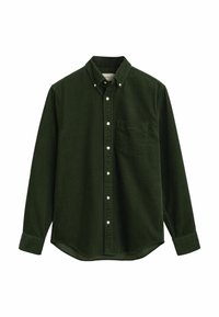 Camisa de pana de color verde oscuro con mangas largas, cierre delantero de botones, cuello de solapa y un único bolsillo en el pecho. Tejido texturizado con un sutil ribete.