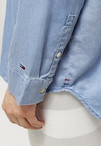 Hilfiger Denim Chemisier - light blue