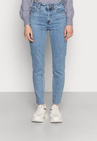 ONLY - ONLEMILY RAW MAE - Straight leg jeans - light blue denim Thumbnail Image 1