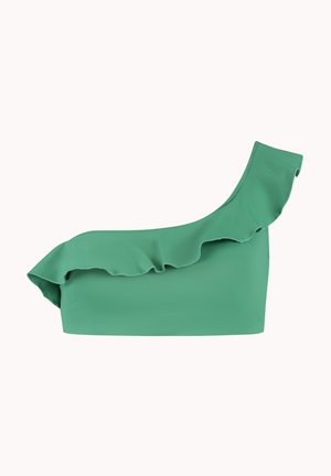 Top verde monospalla realizzato in tessuto liscio con bordo arricciato. Presenta una silhouette aderente e una larga spallina sul lato sinistro.