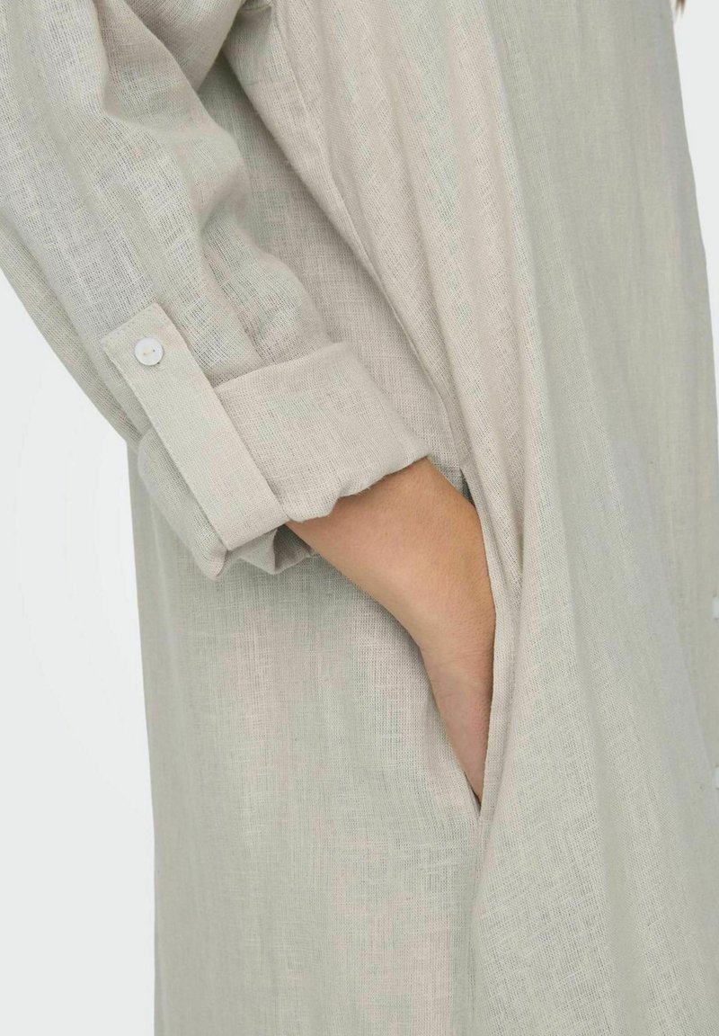 Chemise en lin col mao Ecru – Algérie