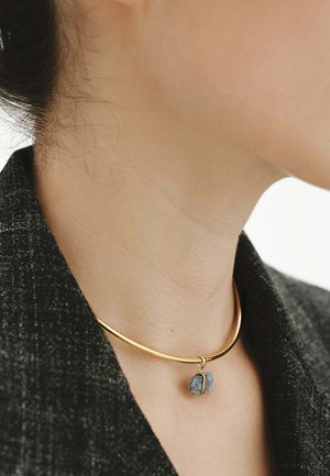 Aristocrazy, CHARM PIEDRA DE NACIMIENTO SEPTIEMBRE CON ZAFIRO AZUL UNISEX - Colgante - gold-coloured