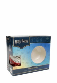 Harry Potter breakfast set in a blue and gold box. Includes a white bowl and a red mug with an owl design. Front features circular window.