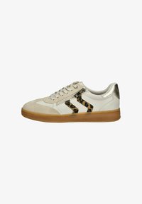 Unselected, cream leo