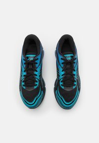 ASICS SportStyle GEL QUANTUM 360 VIII UNISEX - Sportcipő - black/aquarium
