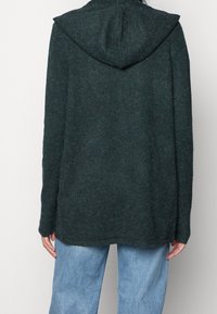Vero Moda Strickjacke - dark green
