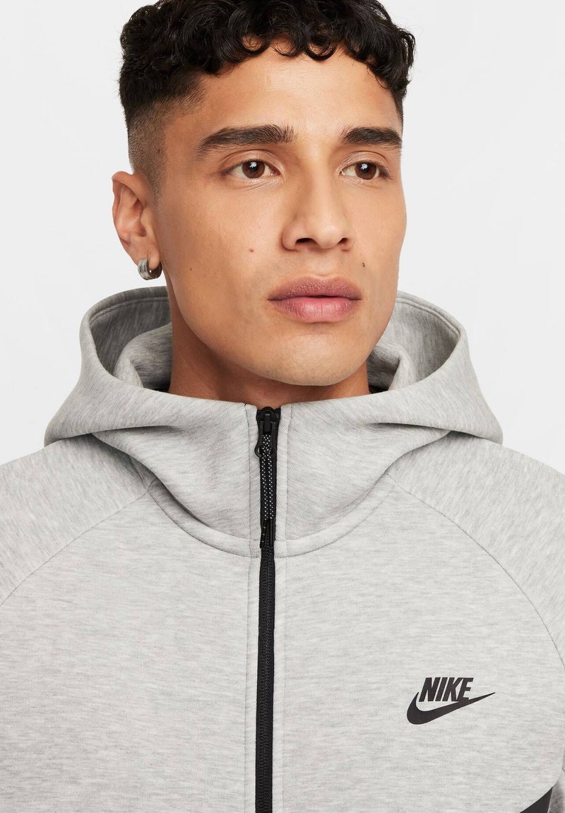 Veste Slinky® Polyester Noir Taille S - Mi-longue 3/4 Manches (neuf Avec étiquettes)