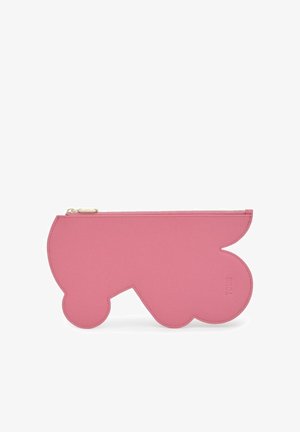 Borsetta rosa in pelle con cerniera a forma di cane stilizzato con bordi curvi, superficie testurizzata e cursore della cerniera dorato.