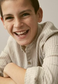 Next - GRANDAD COLLAR LONG SLEEVE STANDARD - Marškiniai - neutral Miniatiūros vaizdas 1