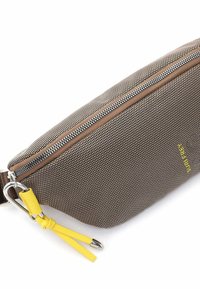 SURI FREY MARRY - Ledvinka - taupe