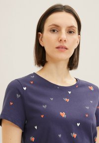 TOM TAILOR T-Shirt print - navy red heart design