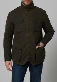 Barbour OGSTON JACKET - Ελαφρύ μπουφάν - olive