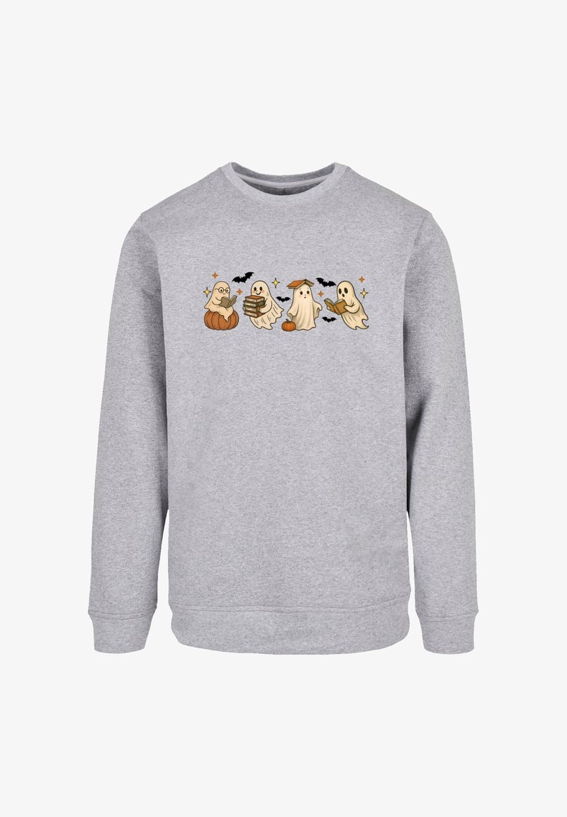 Grauer Sweatshirt mit einem dekorativen Grafikdruck von vier verspielten Geistern, einem Kürbis, Büchern und Fledermäusen, der über die Brust gedruckt ist.