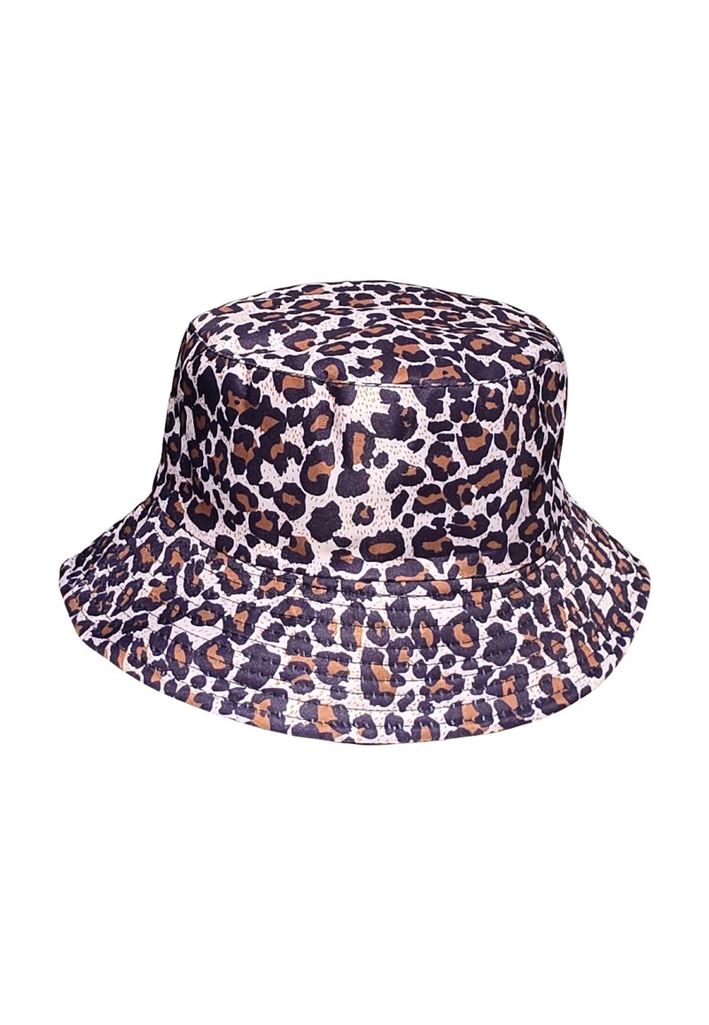 Leopardenmuster-Bucket-Hut aus Stoff, mit einer runden Krone, breiter, weicher Krempe und einer Mischung aus dunklen und hellbraunen Flecken auf einem cremefarbenen Grund.