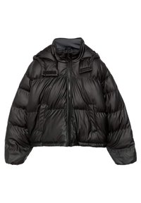 Doudoune noire à fini brillant, design court, col montant et fermeture éclair. Comprend deux poches avant et un matelassage horizontal.