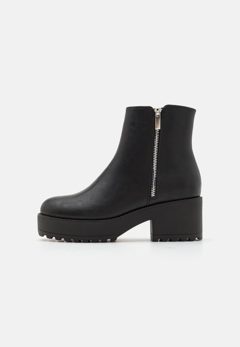 Stivaletti con Plateau da Donna Tacchi Alti con Punta Tonda Autunno Inverno Décolleté in Pelle Stivaletti con Plateau da Donna Tacchi Alti con Punta Tonda Autunno Inverno Décolleté in Pelle