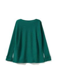 Zielony prążkowany sweter z długimi rękawami, szerokim dekoltem, bocznymi rozcięciami i luźnym krojem, o miękkim, teksturowanym wykończeniu.