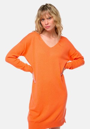Robe pull - nectarine