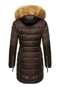 Cappotto puffer marrone con cappuccio foderato in pelliccia, design trapuntato, zip laterali e polsini a costine. Presenta un dettaglio con logo vicino all'orlo.
