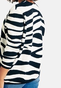 Violeta by Mango Neule - black