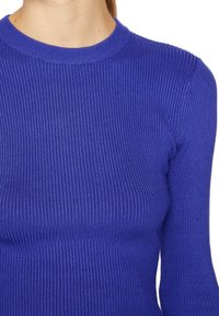 Even&Odd Sweter