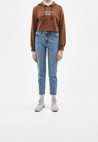 Bershka Jersey con capucha - brown