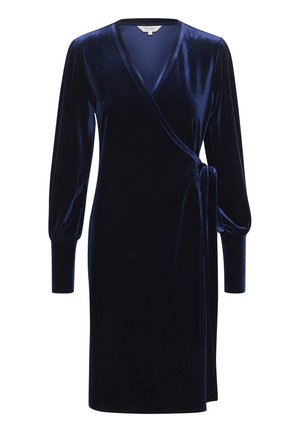 Part Two VANILLA - Kampsunkleit - midnight sail