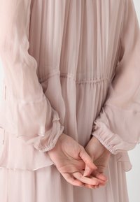 Marc Cain Maxi-jurk - light desert taupe
