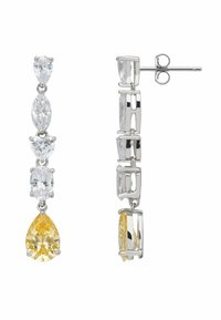 Függő fülbevalók négy drágakővel, csökkenő méretben: három átlátszó kő különböző formákban, és egy nagy sárga, körte alakú kő az alján.