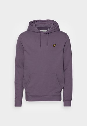 Lilla hættetrøje med frontlomme, justerbar snøre i hætten og lille gul fuglelogo på venstre bryst.