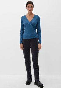 s.Oliver ZUM WICKELN - Langarmshirt - ozeanblau